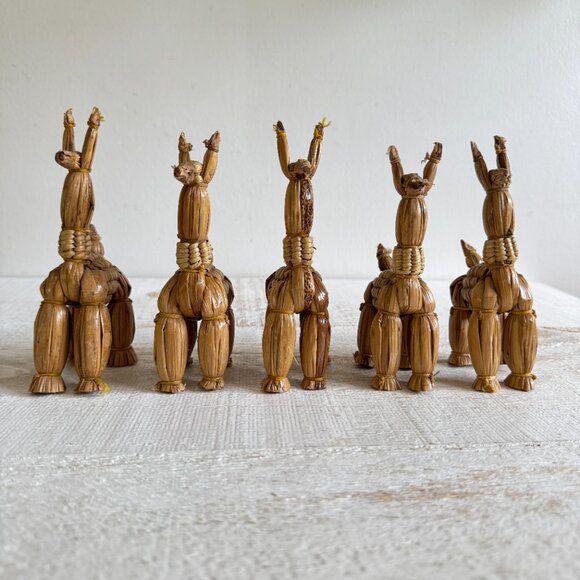 Set of Five Vintage Woven Straw Llamas - South Western Folk Art Woven Donkeys - Picture 2 of 8